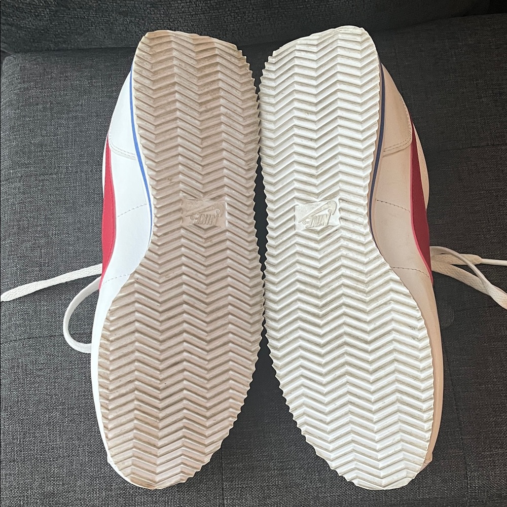 Nike Men’s Classic Cortez Leather Red White and Blue Sneakers Size 10.5 - Picture 8 of 12